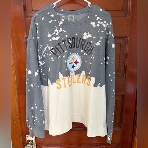 Pittsburgh Steelers Gray and White Sweatshirt